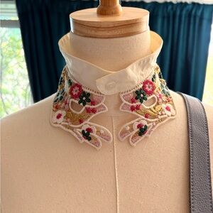 Embroidered collar